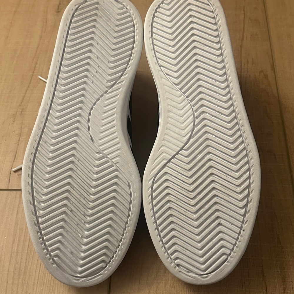 Adidas Grand Court Women's White and Black Sneakers Size 8 - Picture 4 of 5